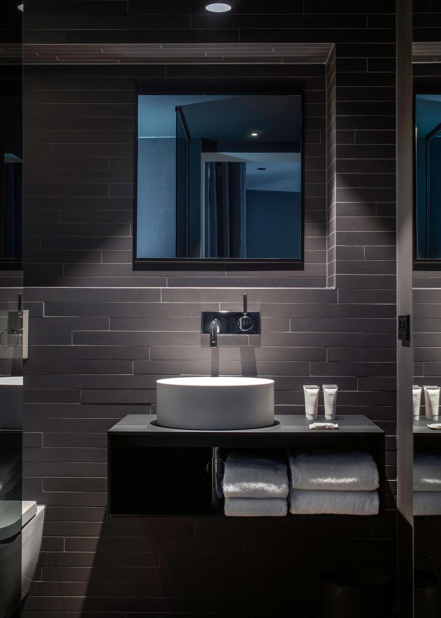Kazerne - Member Of Design 4* Eindhoven